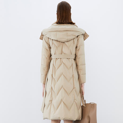 EITIE爱特爱冬季新款时尚加厚保暖连帽羽绒服长款外套7611309 商品图5