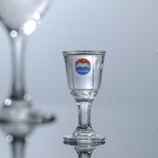 【茅台家族-白金酒系列金坛】酱香幽雅细腻，陈香味突出 商品图4