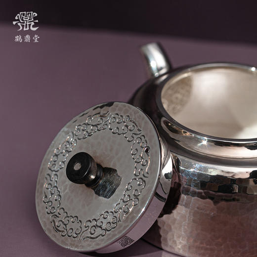 鹤鼎堂银壶于野系列康年錾刻花边急须（缺货） 商品图1