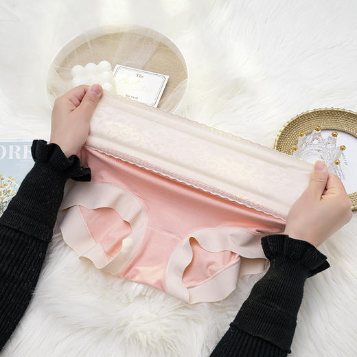 莫代尔高腰内裤女士 性感蕾丝 蚕丝蛋白抑菌裆 收腹提臀三角裤头大码女士内裤 商品图3