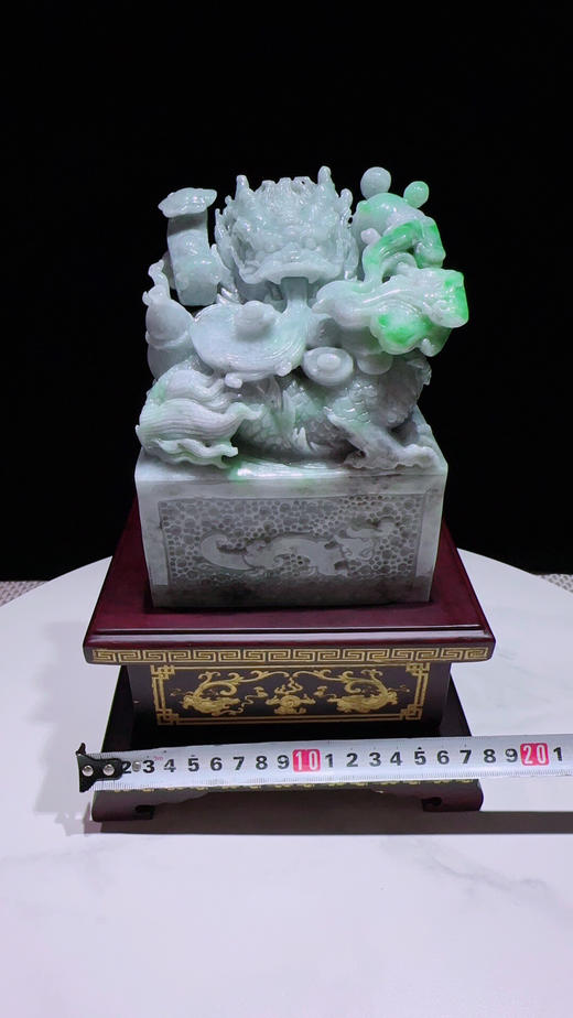 620440翡翠摆件【印章】 商品图1