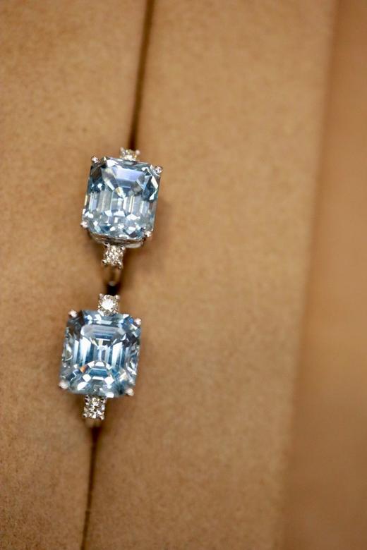 3.24克拉海蓝宝耳扣 商品图3