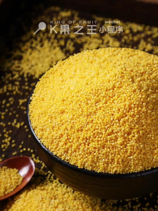 黄小米，色泽金黄，米粒圆润饱满，润燥、小米粥熬出来的米油很厚，很香 商品图5