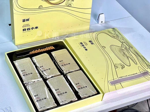 黄小米，色泽金黄，米粒圆润饱满，润燥、小米粥熬出来的米油很厚，很香 商品图1