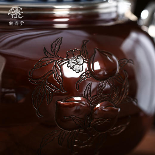 鹤鼎堂银壶于飞系列鱼丽汤沸錾刻天赐遐龄青花瓷盖（铜包银）（缺货） 商品图3