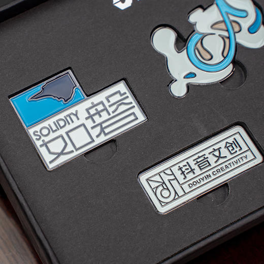 乌镇戏剧节mini徽章 第十一届戏剧节迷你胸针 徽章礼盒5件套 商品图5