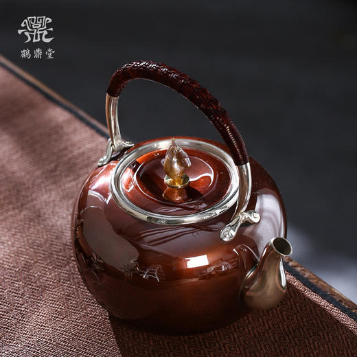 鹤鼎堂银壶于飞系列凯风汤沸錾刻蝶恋花（铜包银）（缺货） 商品图1