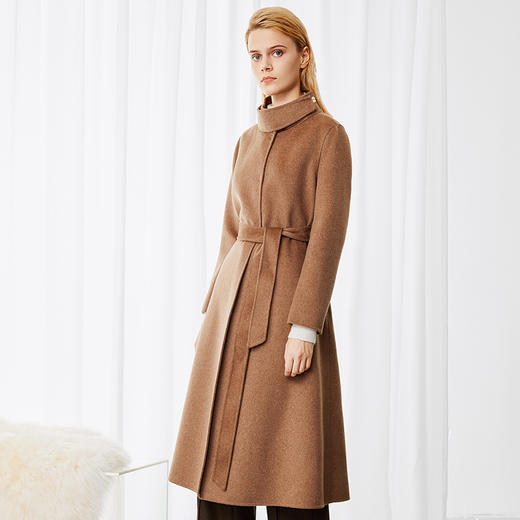 EITIE爱特爱冬新款气质立领收腰显瘦高级感长款羊毛骆驼绒毛呢大衣8014721 商品图3