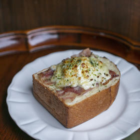 白酱玉子烧（开放式三明治）