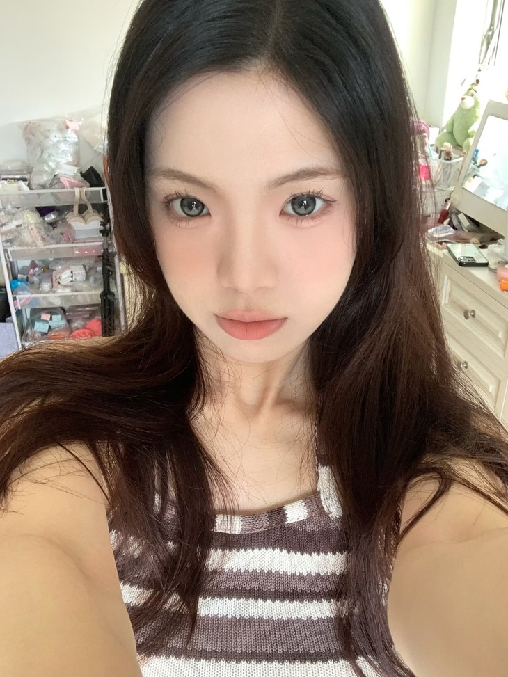 DoraGina甜萌黑糖14.5mm 灰色 年抛美瞳 Doll感幼态萝莉大眼 - VVCON美瞳网