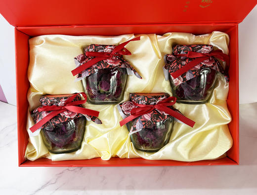 新品中国红花冠茶礼盒60克装（15g*4瓶） 商品图2