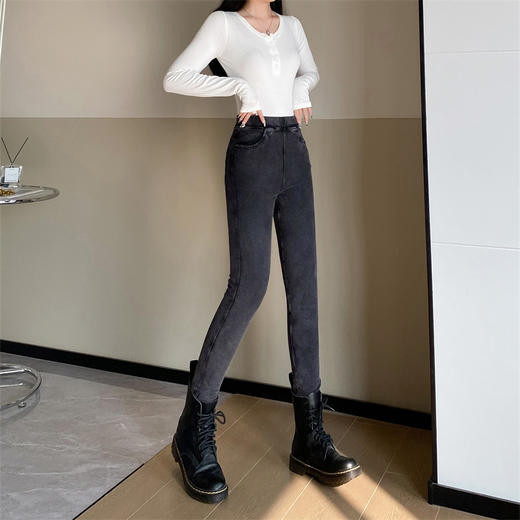 🌿🌿🌿【骆柒柒绒绒小黑裤6680款】🌈能锁温的裤子👖 🎉臀型好看的裤子 🎉🎉才是真的版型好🙌 弹力升级！🌸超柔的绒，可以练“瑜伽”🧘的小脚裤 商品图4