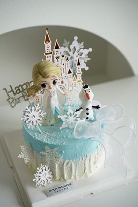 主题奶油蛋糕 | 鲜果原味奶油 - 冰雪城堡