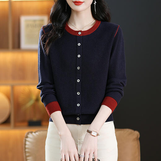 CC-13-6391毛衣女2024秋冬新款圆领长袖内搭打底衫拼色短款宽松套头针织衫潮 商品图1