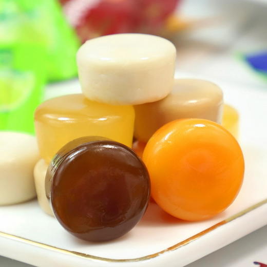 【怕糖选我！木糖醇果味糖果】含着吃的阳光美味，不单独添加蔗糖，更适合忌糖人士，酸甜口感，香浓丝滑，散装硬糖什锦糖奶糖，水果糖话梅糖金桔糖喜糖零食L 商品图2