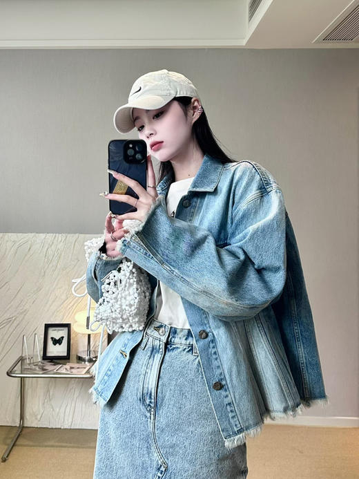 分镜头/SHANG1BYSHANGYI  2024新款设计感收腰牛仔外套2180 商品图1