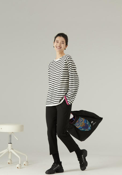 【必入单品】噢蜜ooomeooo加绒四面弹九分裤“买一送一” 商品图3