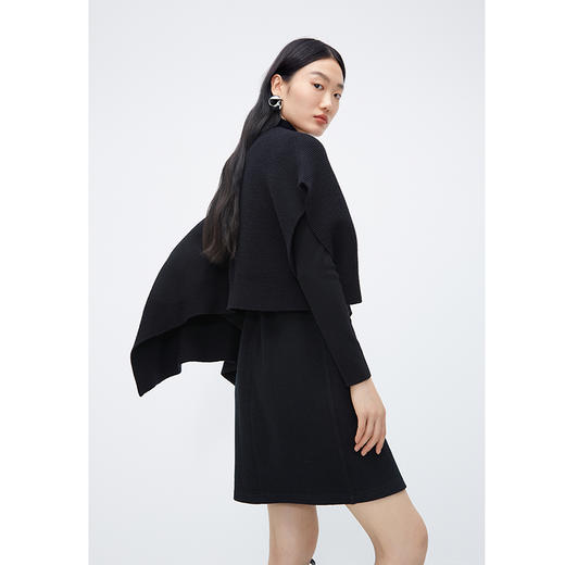 NEELLY纳俪商场同款斗篷针织套装裙黑色半高领端庄大气披肩连衣裙N24104Y04571 商品图1