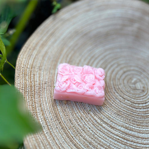 土哆哆云南玫瑰精油皂沐浴洗脸洁面温和香皂 商品图3