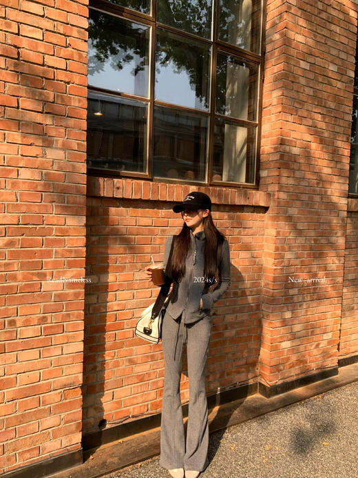 Read Nameless /Lulu摇粒绒深灰套装 2024/10/17 商品图7