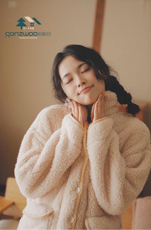 松植屋情侣款加厚使命珊瑚绒长袖套装冬季男女睡衣保暖家居服棉服 商品图1