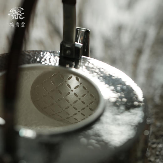 鹤鼎堂银壶闻天系列纯熙汤沸錾刻月中玉兔（银色）（缺货） 商品图1