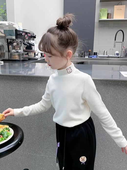 【可爱小兔纸，双面加厚，领口刺绣德绒打底衫】女童加厚打底衫 冬装新款 儿童德绒小宝宝洋气半高领 加厚上衣潮款-QQ 商品图4
