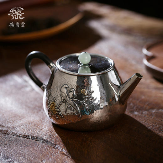 鹤鼎堂银壶闻天系列景山槌目纹錾刻鸟语花香急须(银色)（缺货） 商品图0