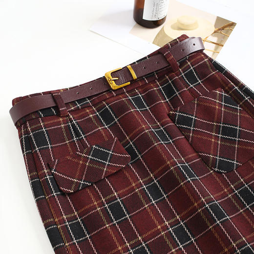 KYL-99836-L 复古格子修身时尚直筒裙24年秋冬款长款显瘦高腰包臀裙洋气半身裙 商品图3