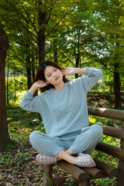 宜色家四层纱卫衣款家居服 商品图3