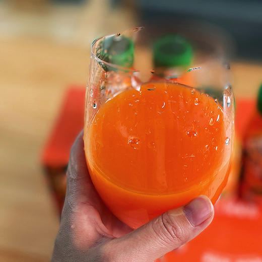 【有机鲜榨玉米汁/胡萝卜汁】甄选云南高原 有机甜玉米 NFC鲜榨工艺 保留玉米鲜营养 清新香甜 细腻顺滑 230g*10瓶/箱 商品图5