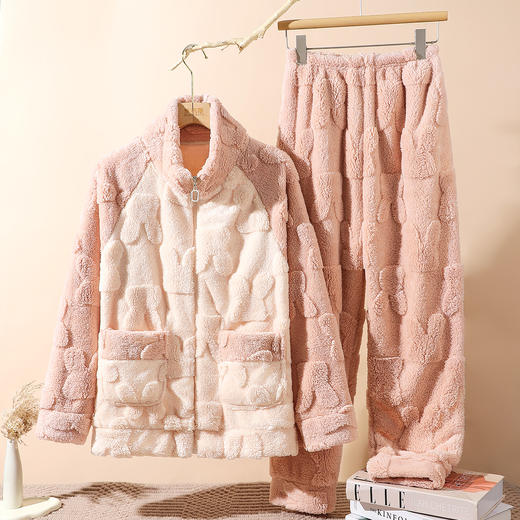 【加绒加厚 半高领】时尚休闲珊瑚绒家居服女套装宽松舒适可外穿兔纹米色拼接家居服 商品图2