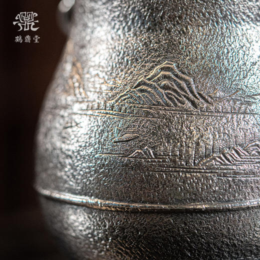 鹤鼎堂银壶闻天系列柏舟汤沸錾刻青山绿水青花瓷盖（银色）（缺货） 商品图4