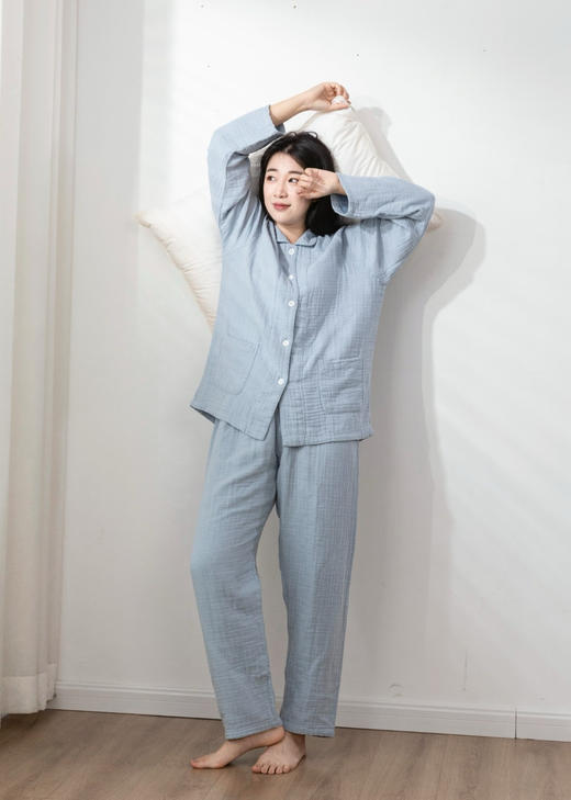 宜色家轻柔小棉袄四层纱家居服 商品图0