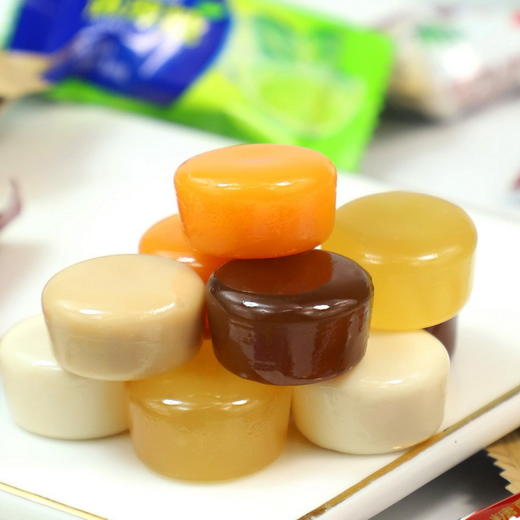 【怕糖选我！木糖醇果味糖果】含着吃的阳光美味，不单独添加蔗糖，更适合忌糖人士，酸甜口感，香浓丝滑，散装硬糖什锦糖奶糖，水果糖话梅糖金桔糖喜糖零食L 商品图1