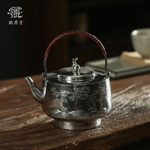 鹤鼎堂银壶闻天系列纯熙汤沸錾刻月中玉兔（银色）（缺货） 商品图0