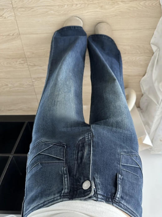 <曾小咸推荐>复古港风喇叭牛仔裤女 日常159/件 活动价139.99！！【预售款，预计3-15天发货】 商品图4