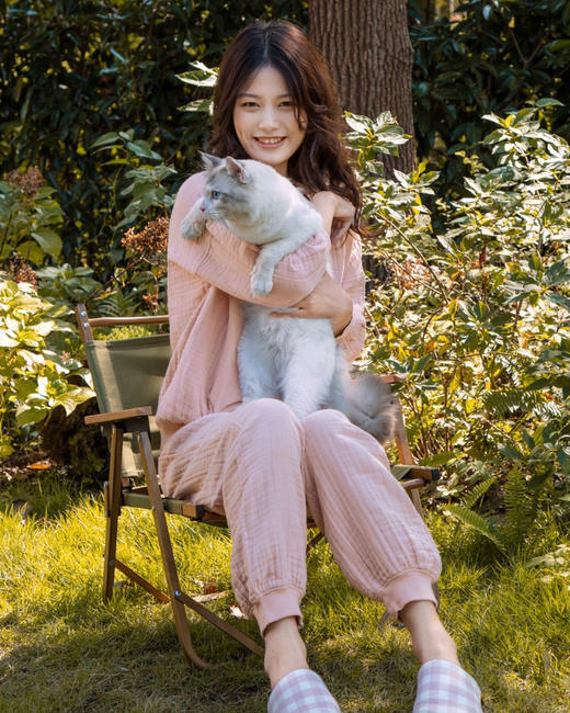 宜色家四层纱卫衣款家居服 商品图1