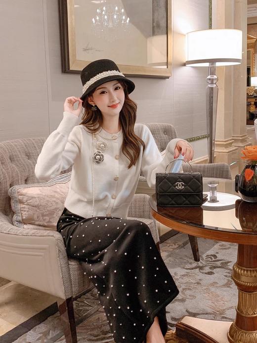 张心子【山茶香氛】气质名媛小香风针织衫女秋冬新款长袖修身上衣 U2410042 商品图6