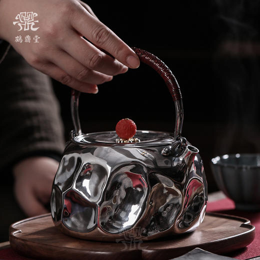 鹤鼎堂银壶闻天系列崧高汤沸大锤目纹（银色）（缺货） 商品图0