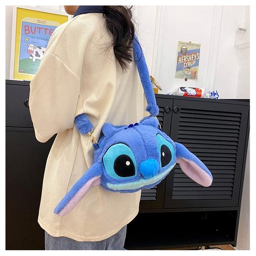 【超可爱❗️新款毛绒噗噗斜挎包】亲肤舒适JK史迪仔手提包维尼熊大容量单肩包QQ 商品图3