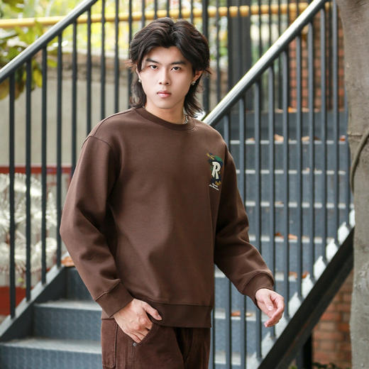 DRONKOO 2024 圆领左胸后幅R贴布绣加彩色涂鸦复合绒厚卫衣 商品图3