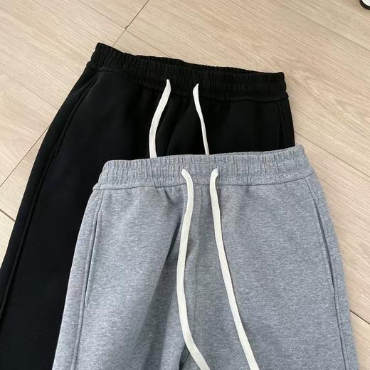 男卫裤加绒加厚款的卫裤,耐造耐穿不易起球内里采用亲肤的羊羔绒，上身温暖零束缚Q弹 商品图3