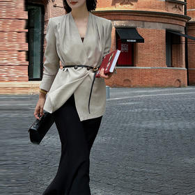 【顺丰包邮】04243 洛诗琳气质双排扣设计感打褶宽松无领西装1072