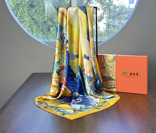 喜得宝进博会文创款《筑梦丝路》手绘非遗技艺丝巾杭州丝绸100%桑蚕丝素绉缎 商品图7