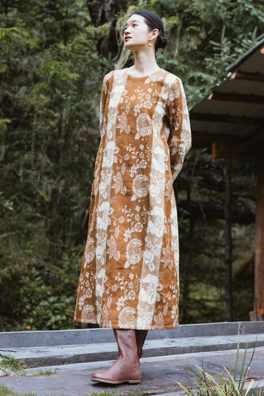 绽放旅行女装793朵/秋冬*加厚棉天丝民族风提花圆领长袖连衣裙 商品图5