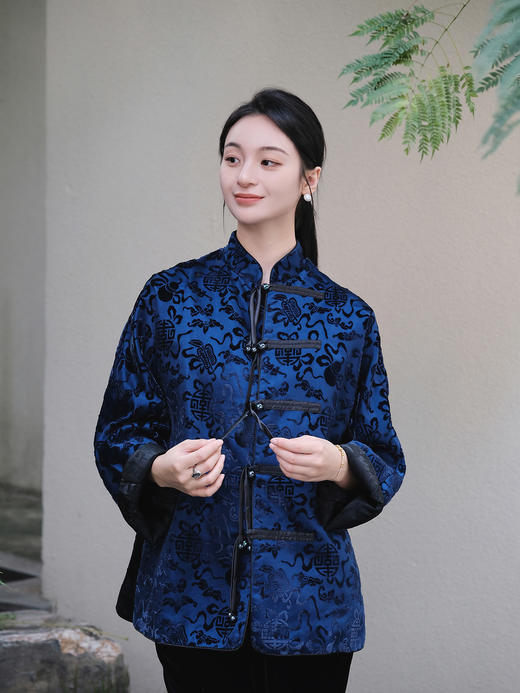 盛唐牡丹 |靛蓝漳绒八宝葫芦外套 商品图0