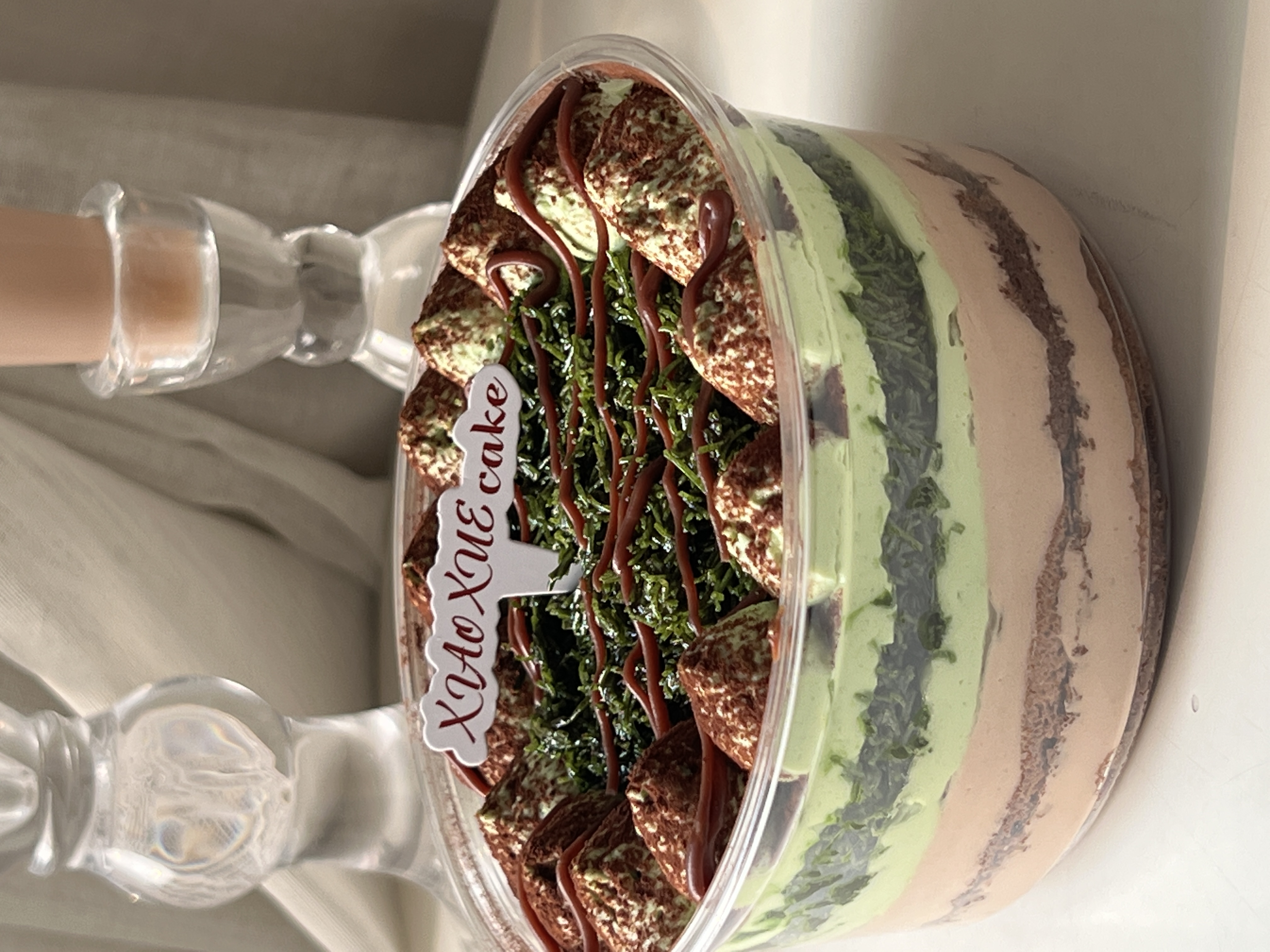 迪拜巧克力开心果盒子蛋糕