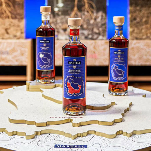 【有税版】马爹利干邑白兰地单一产区系列 礼盒套装 700ml*3 商品图2