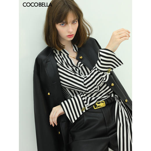 COCOBELLA细腻柔软PU皮衣外套中长款金属扣夹克SC515 商品图0